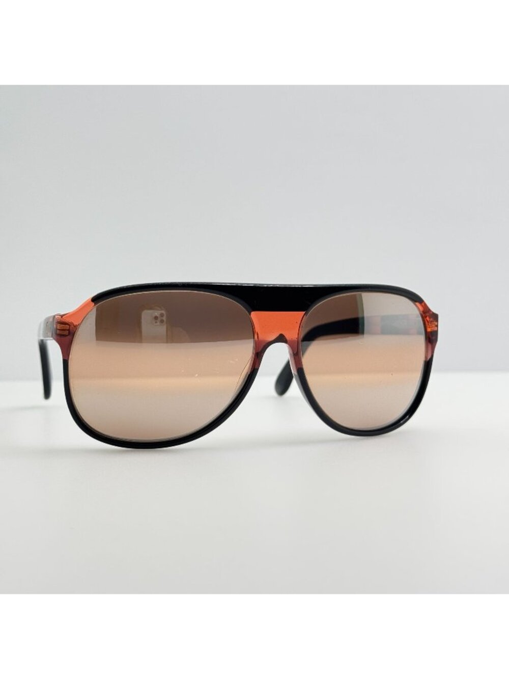 Serengeti Sunglasses 5041S Corning Optics Read Description
